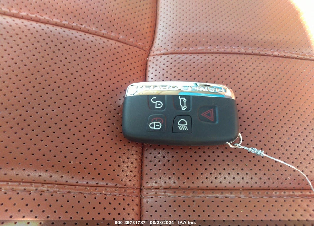 2015 LAND ROVER RANGE ROVER EVOQUE AUTOBIOGRAPHY VIN: SALVE2BG5FH025640