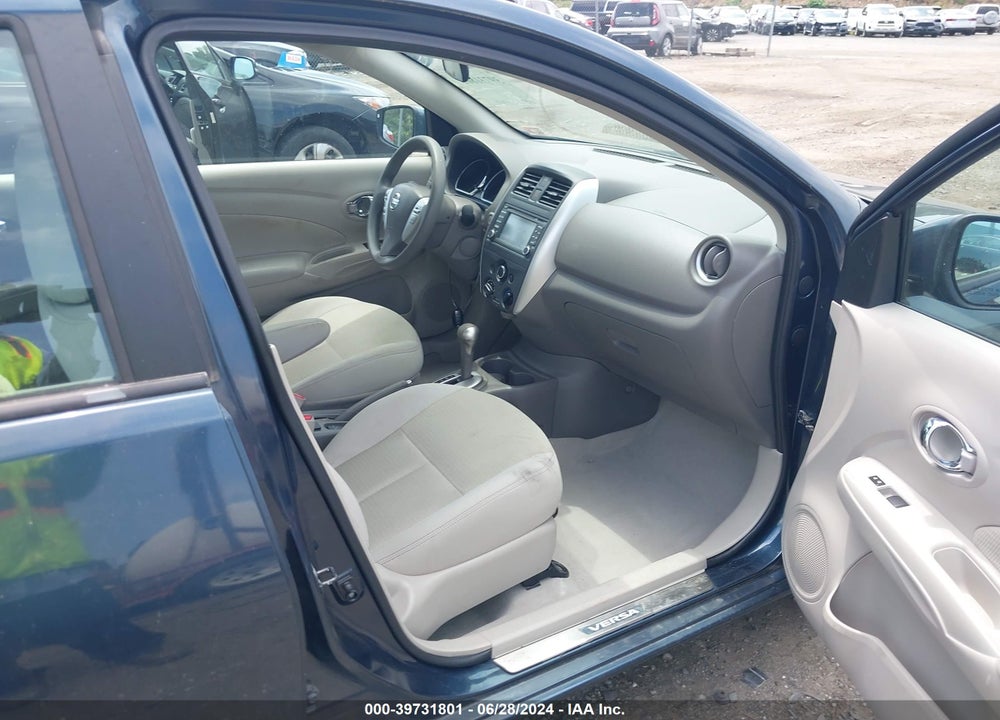 2015 NISSAN VERSA 1.6 SL VIN: 3N1CN7AP3FL911683