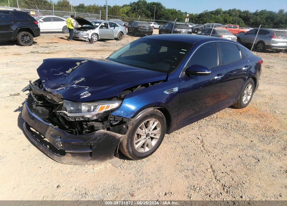 2018 KIA OPTIMA LX VIN: 5XXGT4L38JG186809