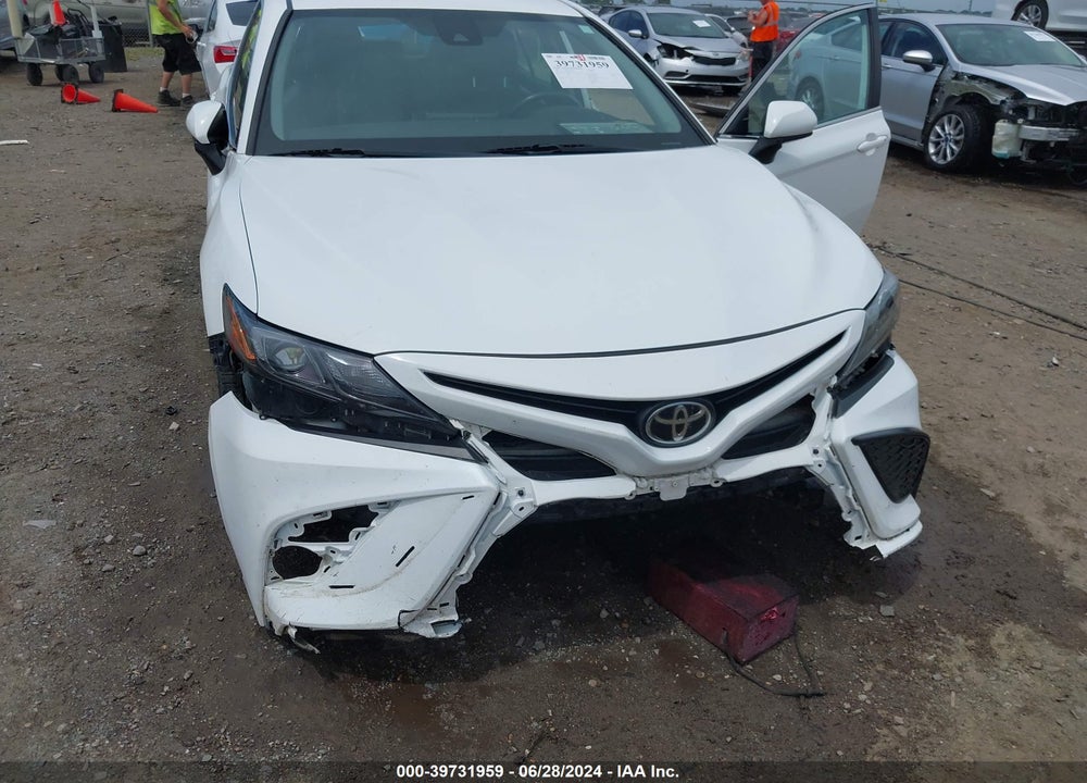 2021 TOYOTA CAMRY SE VIN: 4T1G11AK6MU426058