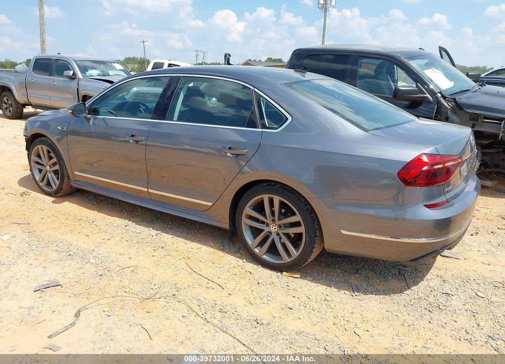 2017 VOLKSWAGEN PASSAT 1.8T R-LINE VIN: 1VWDT7A38HC021051