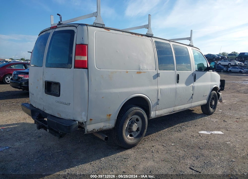 2005 CHEVROLET EXPRESS VIN: 1GCGG25V151233106