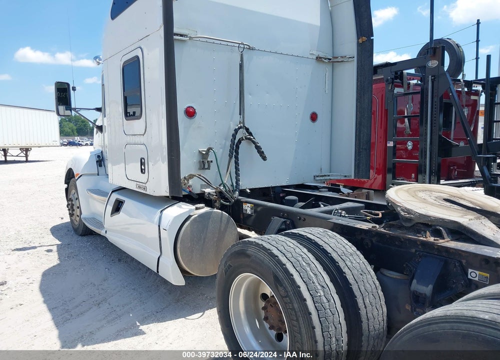 2012 KENWORTH T660 T660 VIN: 1XKAA49X9CJ287530