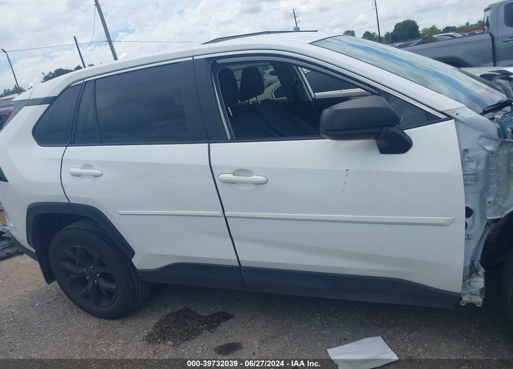 2022 TOYOTA RAV4 LE VIN: 2T3F1RFV9NW310374