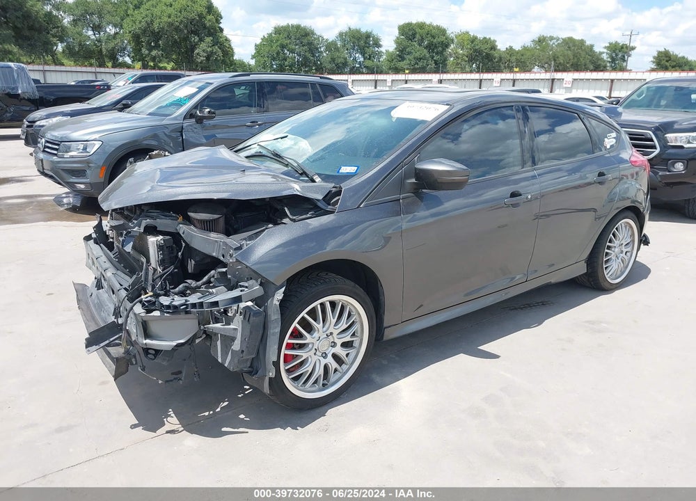 2018 FORD FOCUS ST VIN: 1FADP3L98JL282368