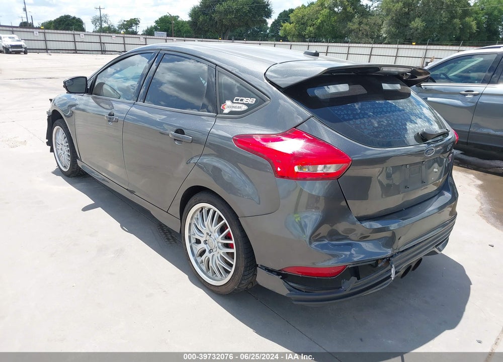 2018 FORD FOCUS ST VIN: 1FADP3L98JL282368