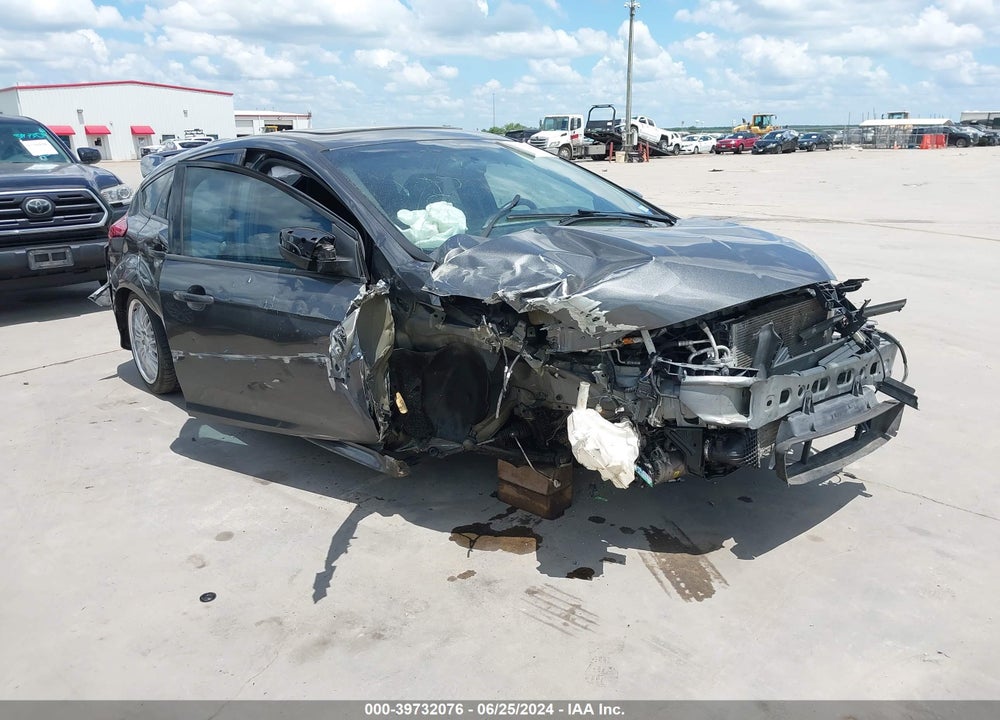 2018 FORD FOCUS ST VIN: 1FADP3L98JL282368