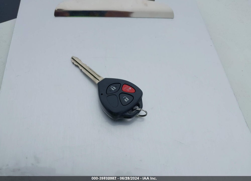 2007 TOYOTA RAV4 VIN: JTMBD33V576041642