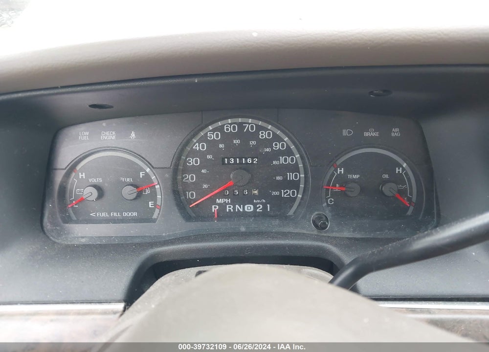 1999 FORD CROWN VICTORIA LX VIN: 2FAFP74W4XX184857
