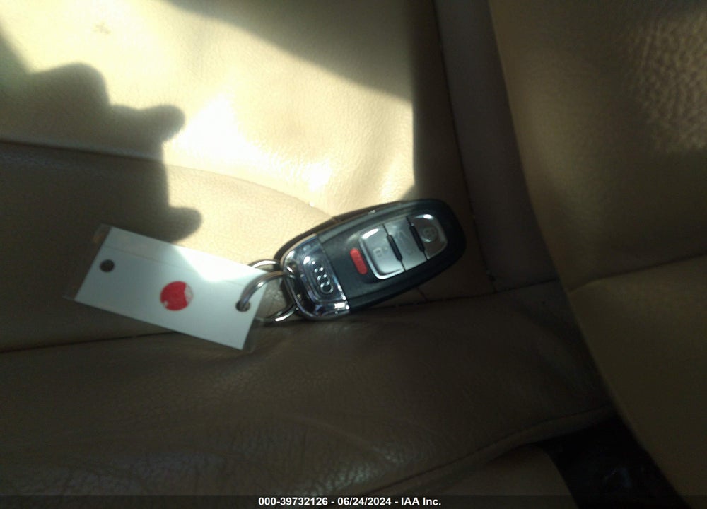 2014 AUDI A4 VIN: WAUBFAFL5EN002218
