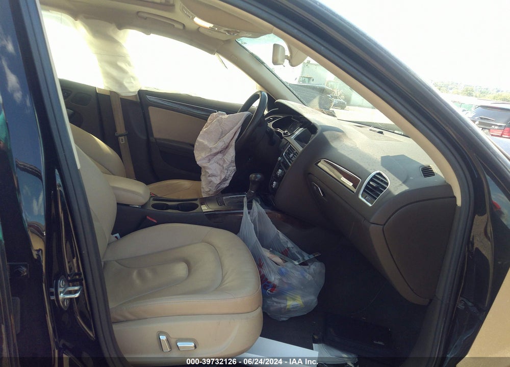 2014 AUDI A4 VIN: WAUBFAFL5EN002218