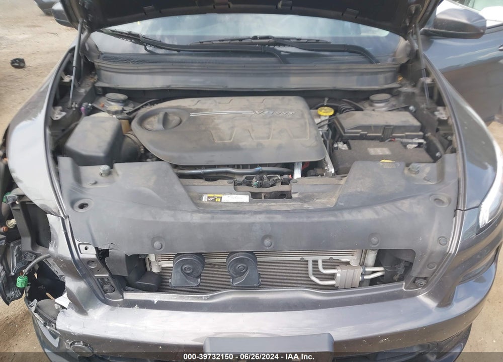 2018 JEEP CHEROKEE LATITUDE TECH CONNECT 4X4 VIN: 1C4PJMCX1JD586701