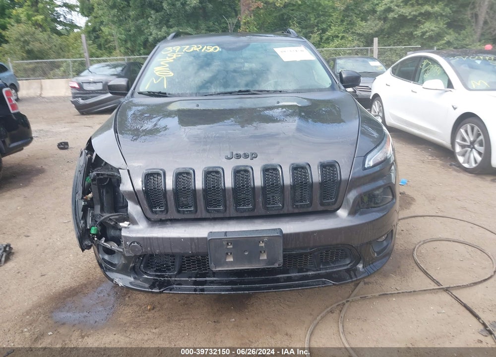 2018 JEEP CHEROKEE LATITUDE TECH CONNECT 4X4 VIN: 1C4PJMCX1JD586701