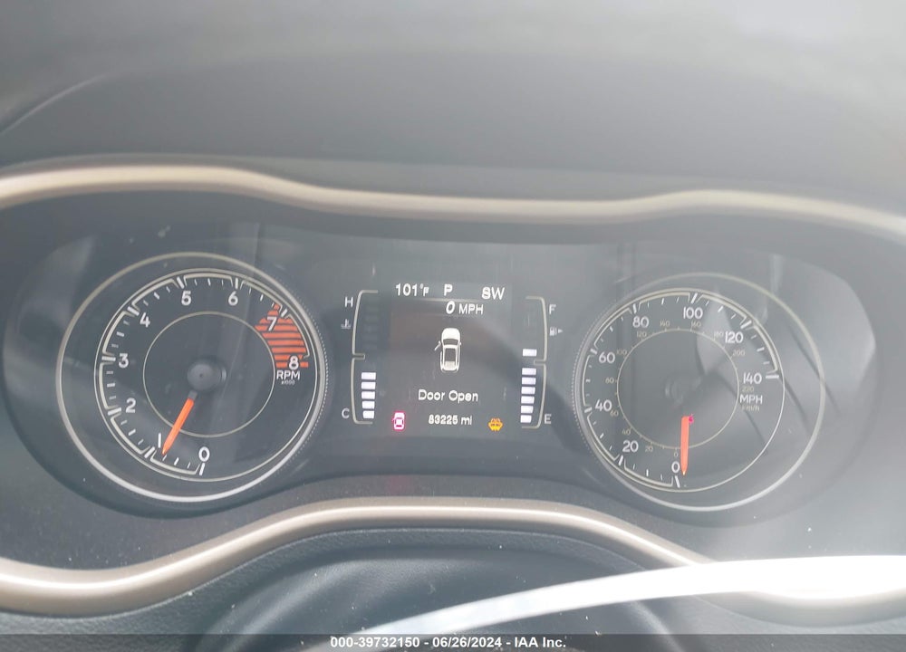 2018 JEEP CHEROKEE LATITUDE TECH CONNECT 4X4 VIN: 1C4PJMCX1JD586701