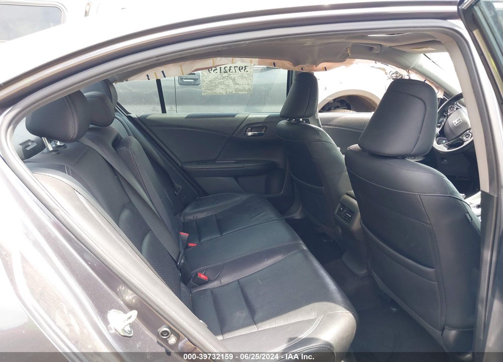 2016 HONDA ACCORD EX-L V-6 VIN: 1HGCR3F8XGA015239