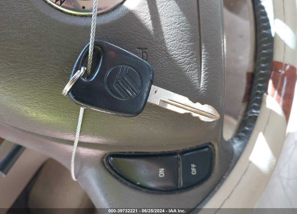 2001 MERCURY GRAND MARQUIS LS VIN: 2MEFM75WX1X662349