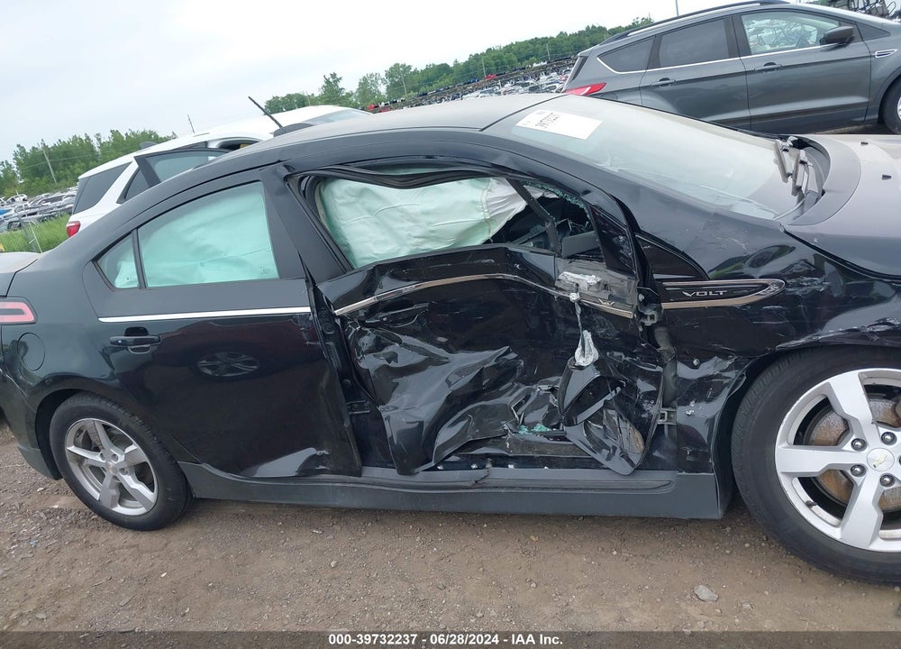 2015 CHEVROLET VOLT VIN: 1G1RD6E44FU137530