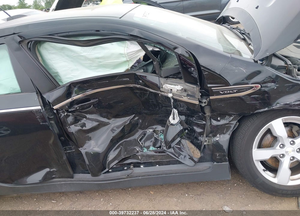 2015 CHEVROLET VOLT VIN: 1G1RD6E44FU137530
