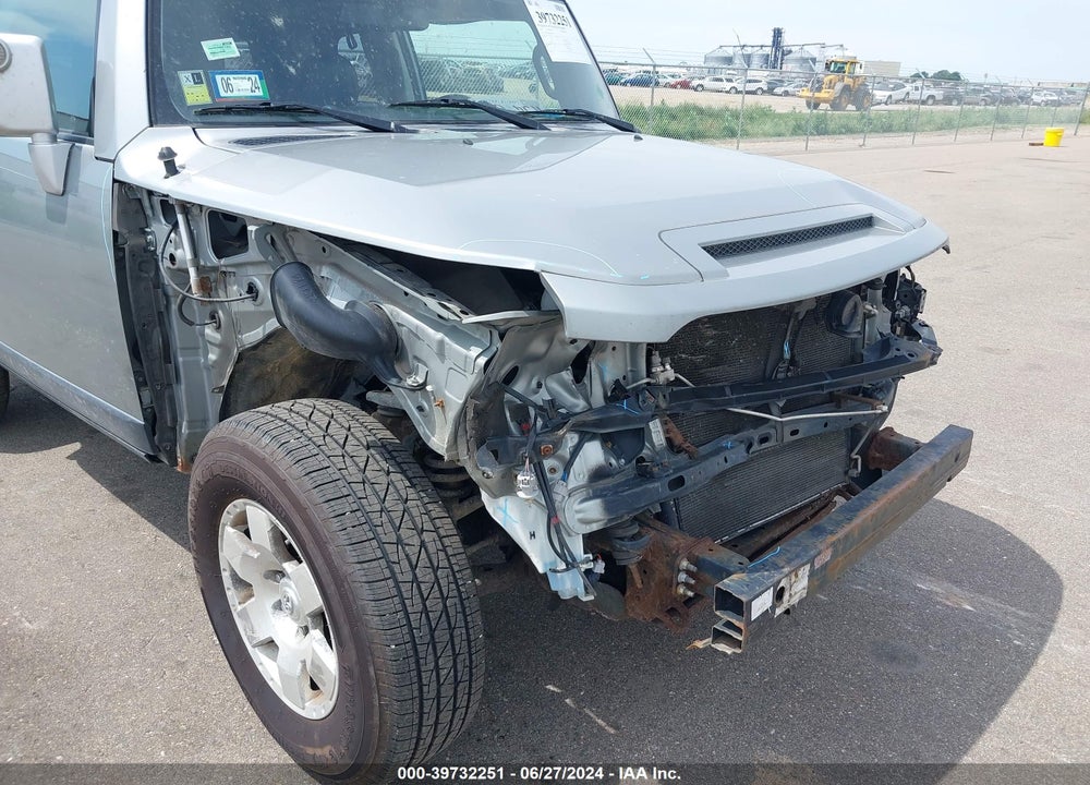 2010 TOYOTA FJ CRUISER VIN: JTEBU4BF0AK083050