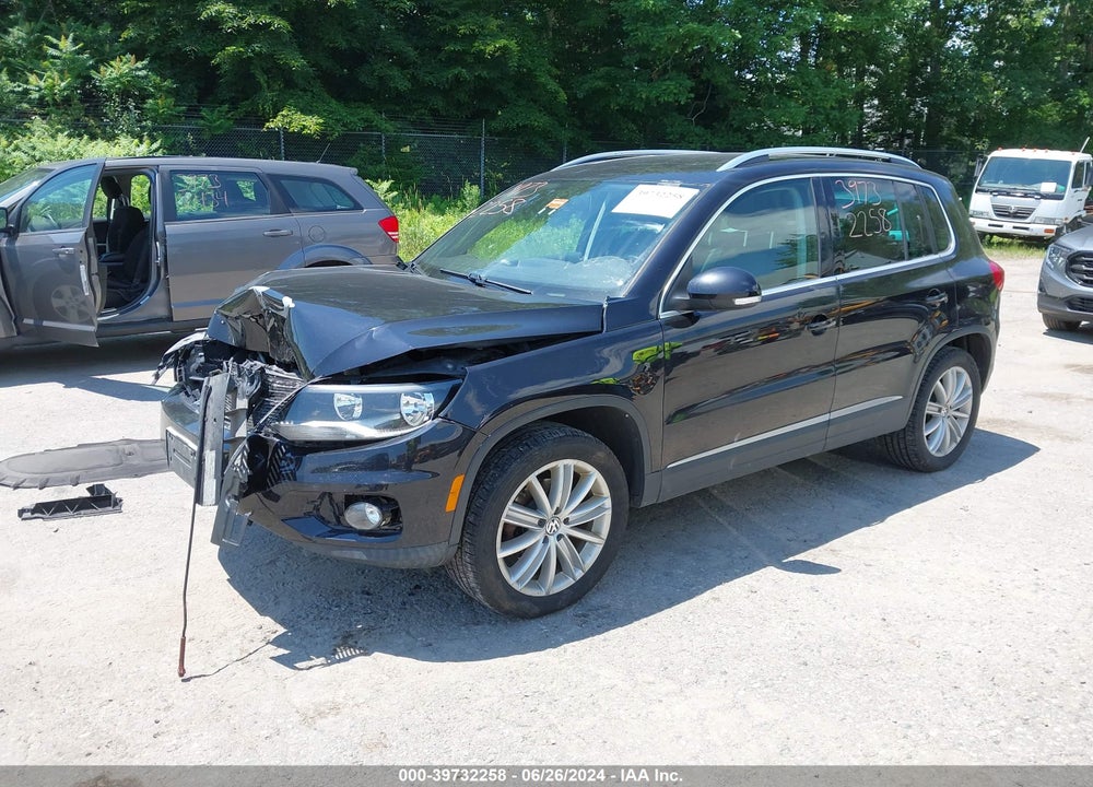 2013 VOLKSWAGEN TIGUAN SE VIN: WVGBV7AX3DW523154