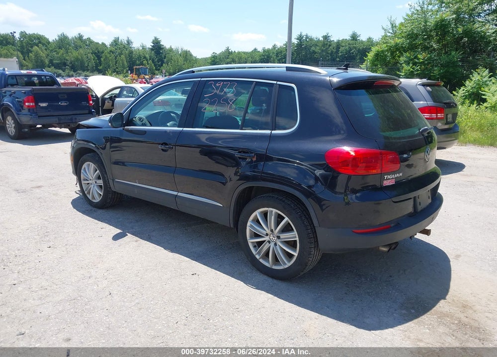 2013 VOLKSWAGEN TIGUAN SE VIN: WVGBV7AX3DW523154