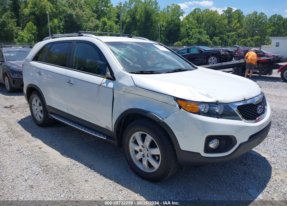 2012 KIA SORENTO LX V6 VIN: 5XYKTDA28CG227538