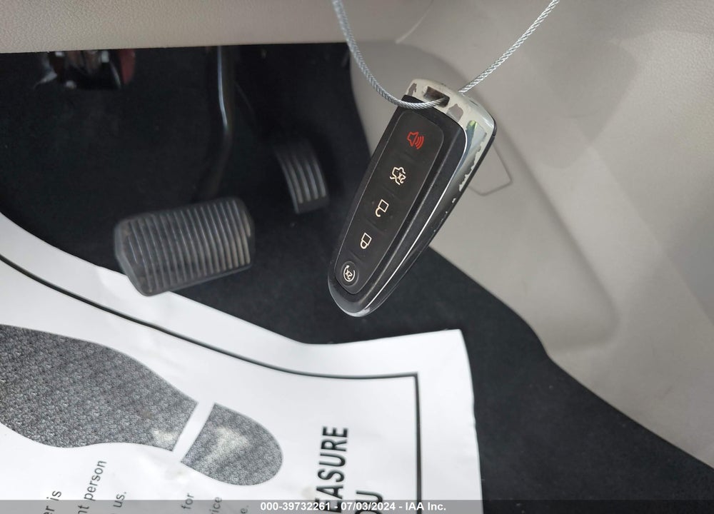 2017 FORD ESCAPE TITANIUM VIN: 1FMCU0JD4HUC95011