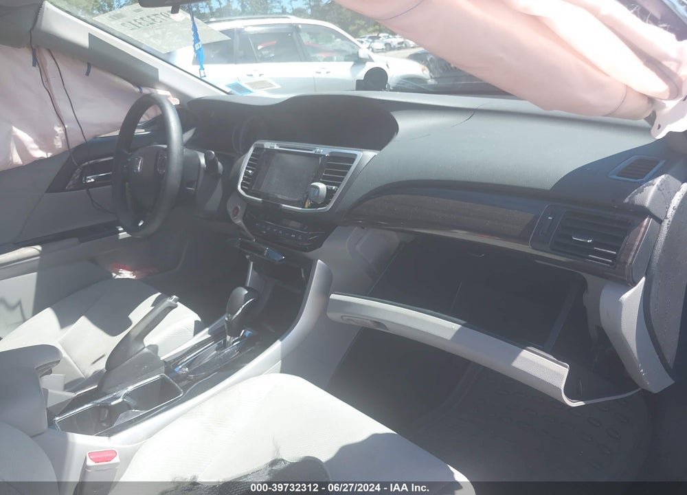 2017 HONDA ACCORD EX VIN: 1HGCR2F73HA073308
