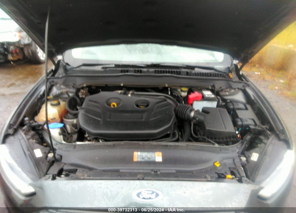 2015 FORD FUSION SE VIN: 3FA6P0T92FR179690