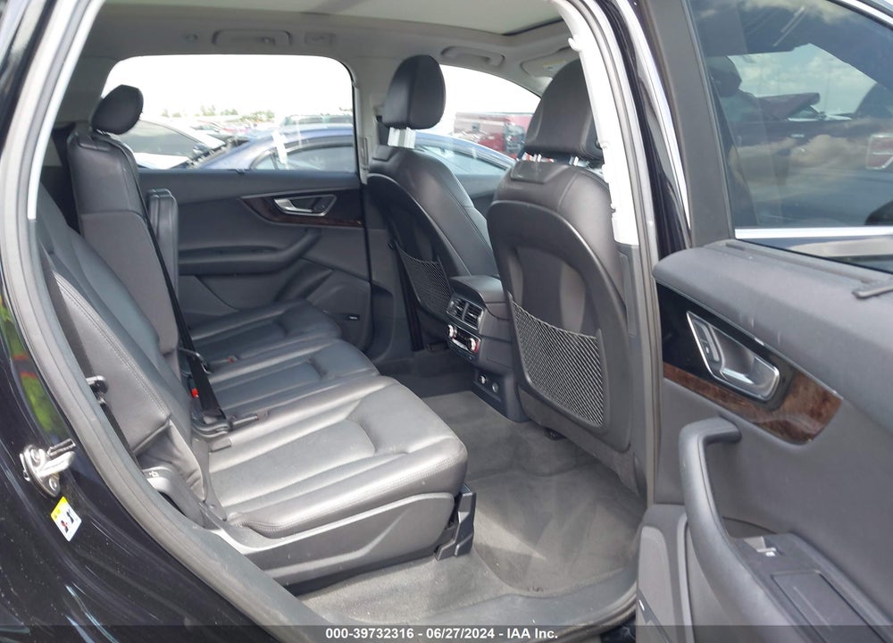 2018 AUDI Q7 3.0T PREMIUM VIN: WA1VAAF79JD008423