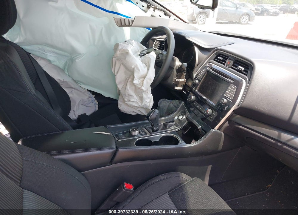 2019 NISSAN MAXIMA 3.5 S VIN: 1N4AA6AV8KC378590