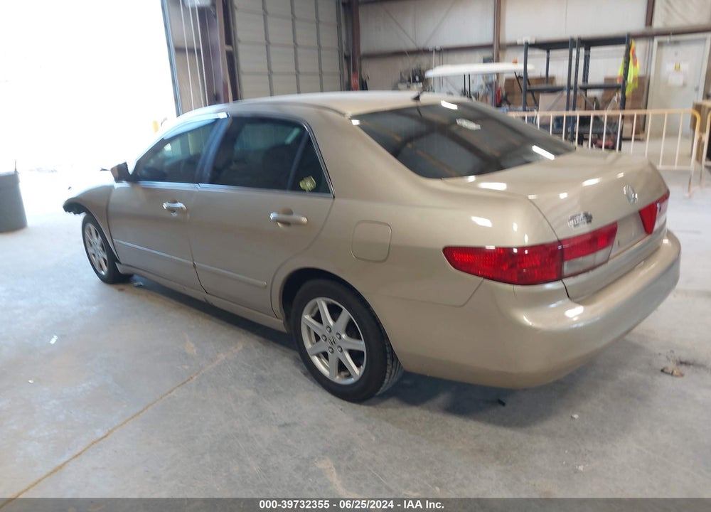 2005 HONDA ACCORD 2.4 LX VIN: 1HGCM56425A033397