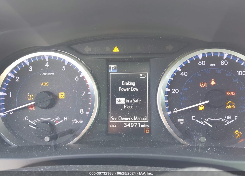 2018 TOYOTA HIGHLANDER LE VIN: 5TDZARFH7JS036143