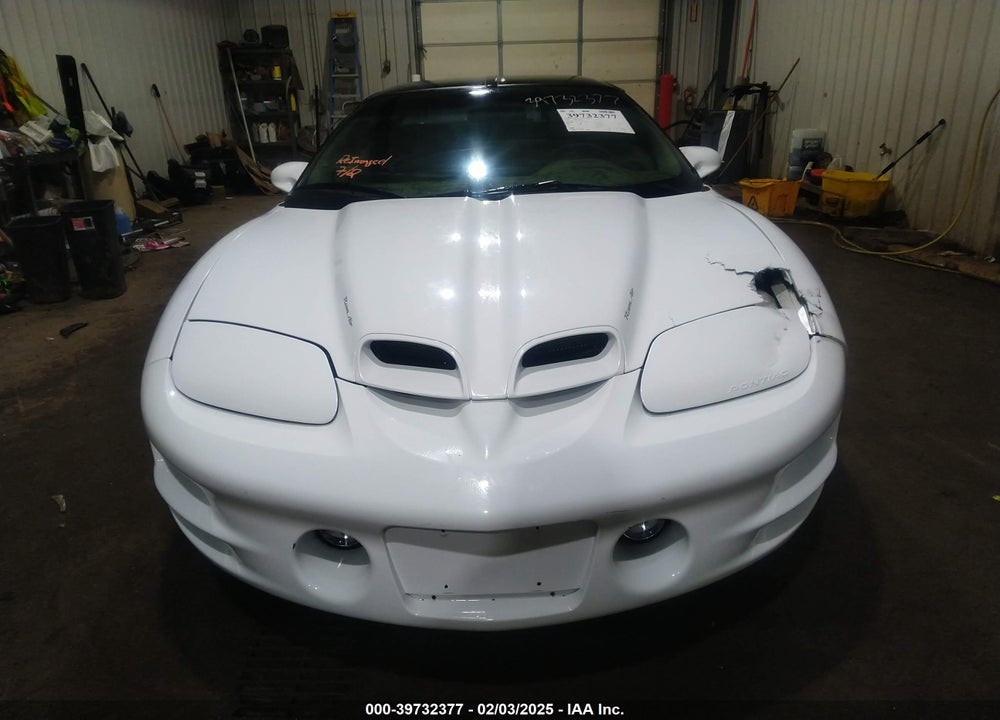 1998 PONTIAC FIREBIRD TRANS AM VIN: 2G2FV22GXW2225829