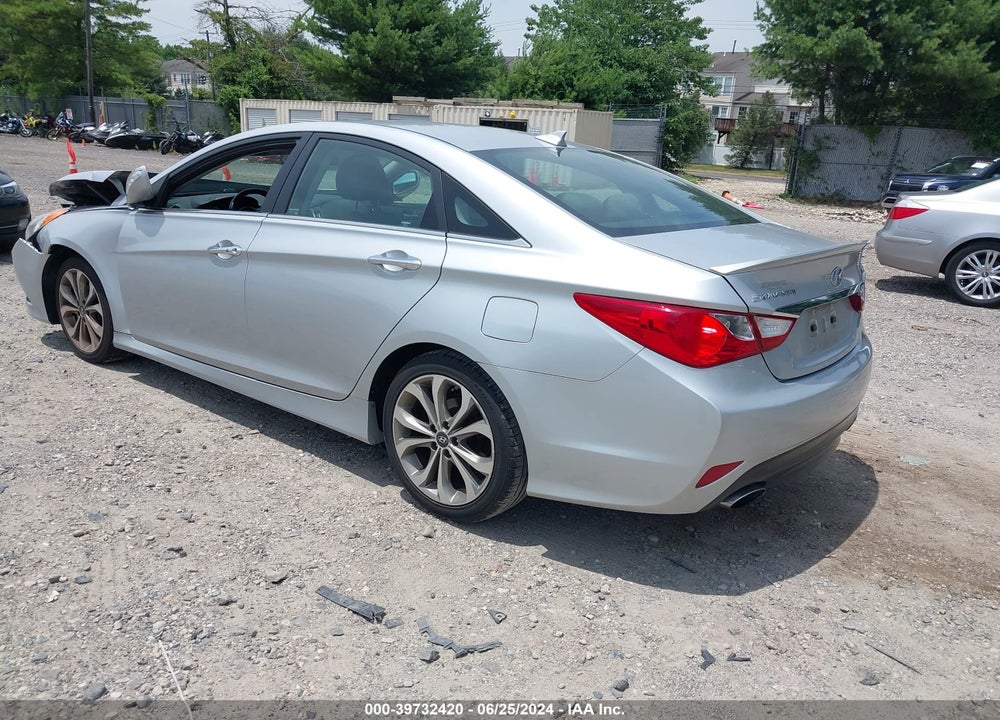 2014 HYUNDAI SONATA SE 2.0T VIN: 5NPEC4AB3EH880965