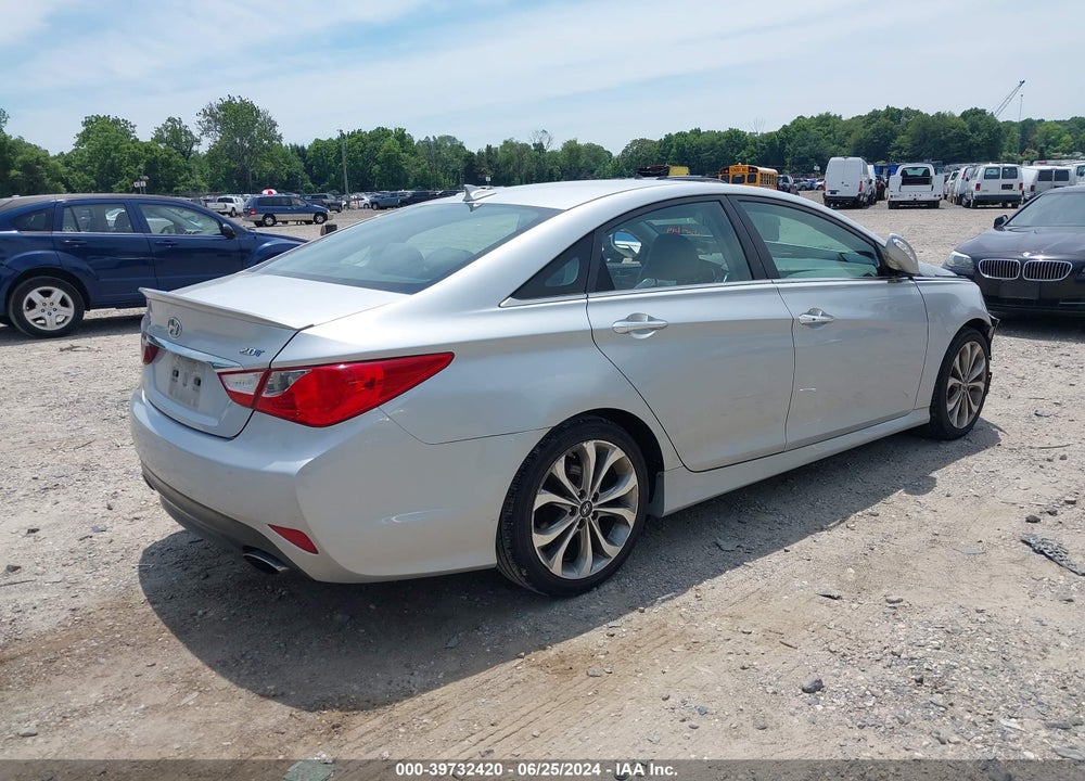 2014 HYUNDAI SONATA SE 2.0T VIN: 5NPEC4AB3EH880965