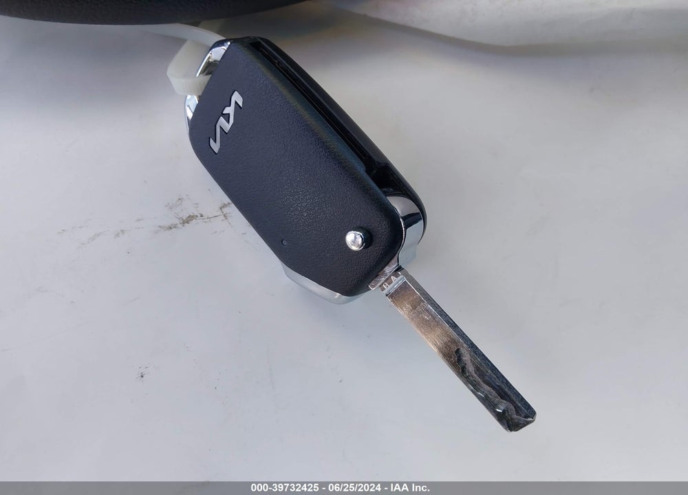 2024 KIA FORTE LXS VIN: 3KPF24AD0RE714938