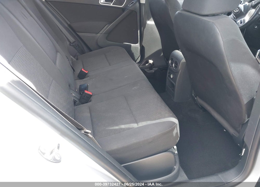 2014 VOLKSWAGEN TIGUAN S VIN: WVGAV3AX6EW566876