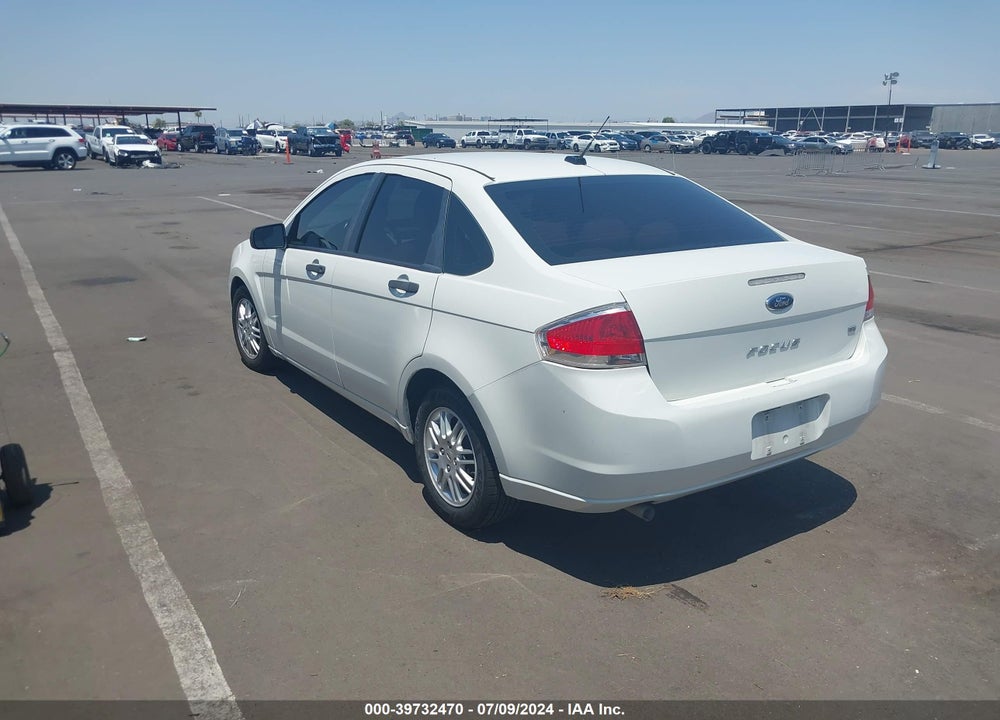 2011 FORD FOCUS SE VIN: 1FAHP3FN6BW112830