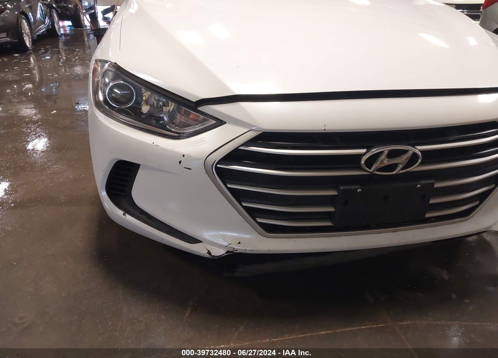 2018 HYUNDAI ELANTRA SEL VIN: 5NPD84LF9JH289000