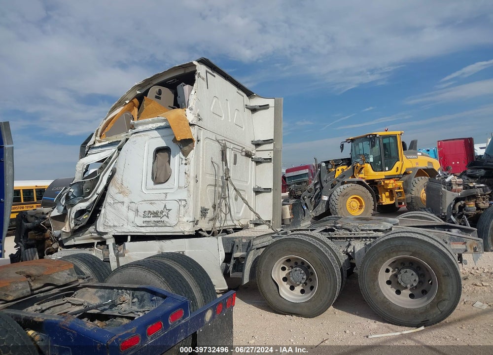 2016 FREIGHTLINER CASCADIA 125 VIN: 3AKJGLDR9GSGY7028