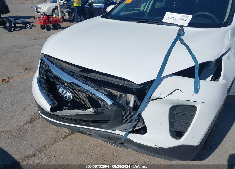 2019 KIA SORENTO 3.3L LX VIN: 5XYPGDA57KG489733