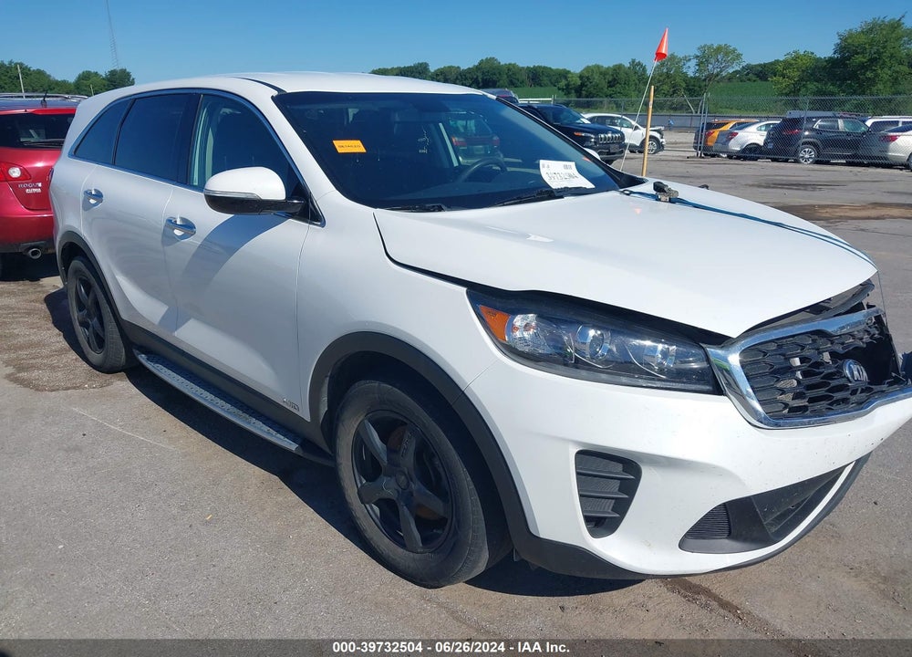 2019 KIA SORENTO 3.3L LX VIN: 5XYPGDA57KG489733