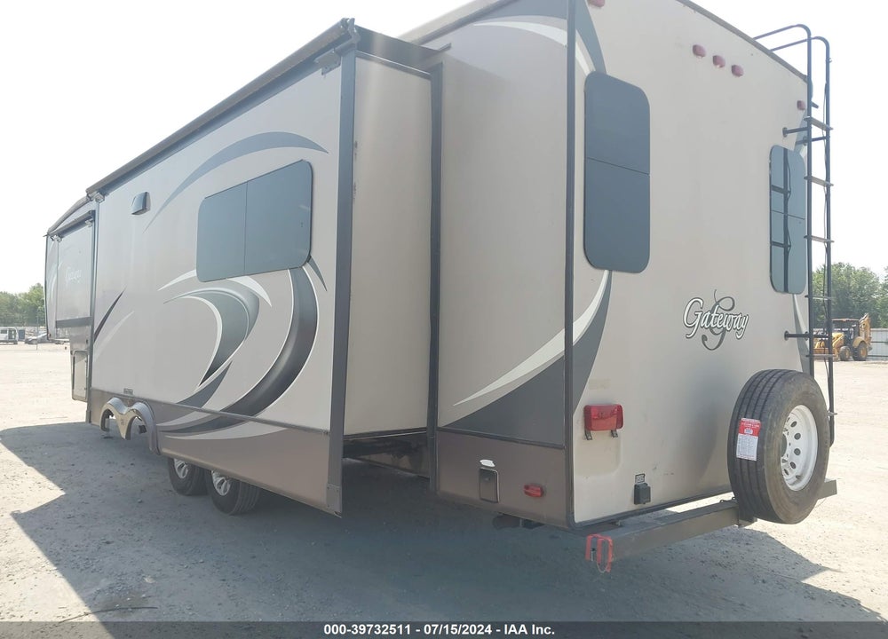 2015 HEARTLAND RV GATEWAY 3500RE VIN: 5SFSG3829FE285575