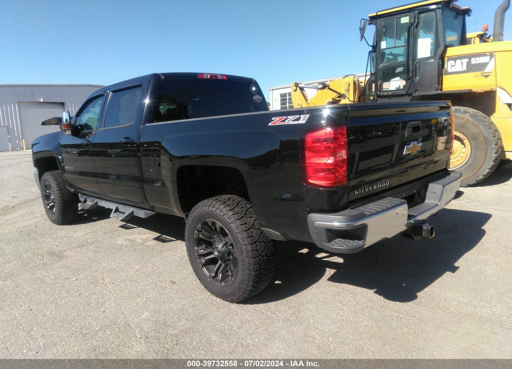 2015 CHEVROLET SILVERADO 2500HD LT VIN: 1GC1KVEG4FF594695