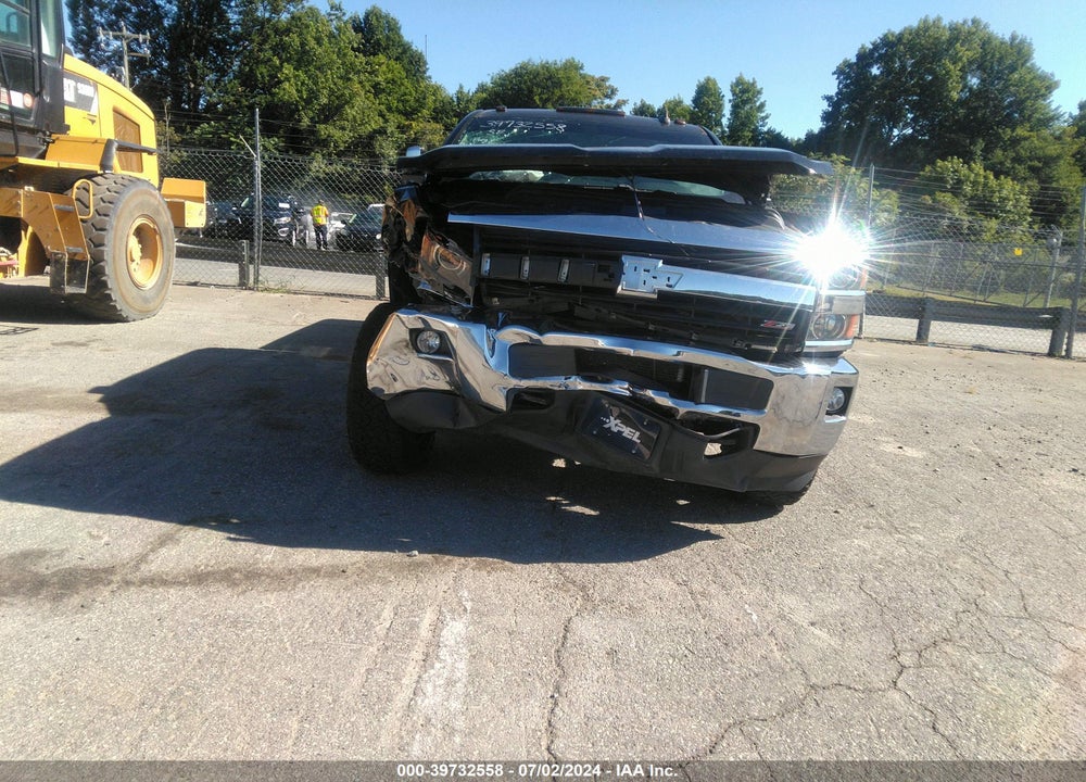 2015 CHEVROLET SILVERADO 2500HD LT VIN: 1GC1KVEG4FF594695