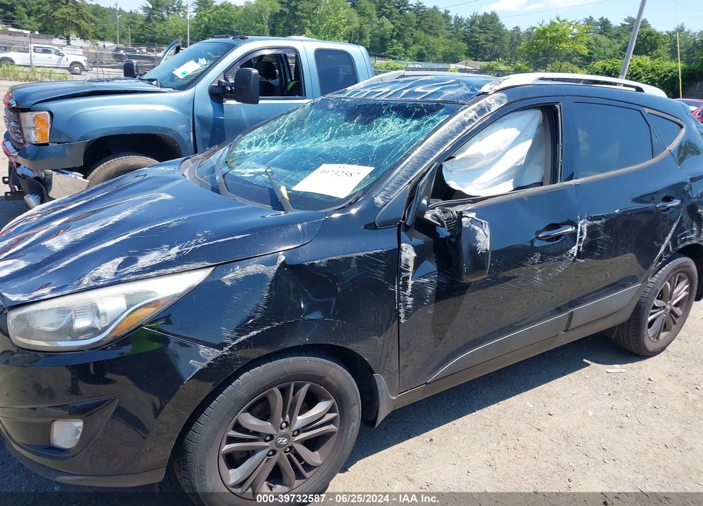 2015 HYUNDAI TUCSON VIN: KM8JUCAG2FU967728