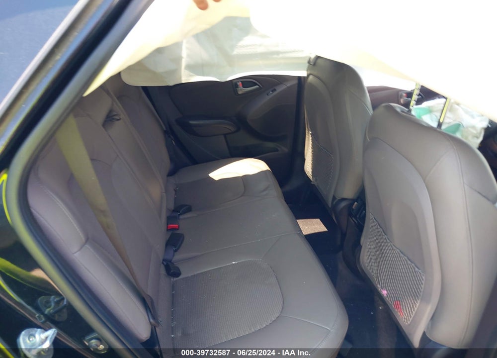 2015 HYUNDAI TUCSON VIN: KM8JUCAG2FU967728