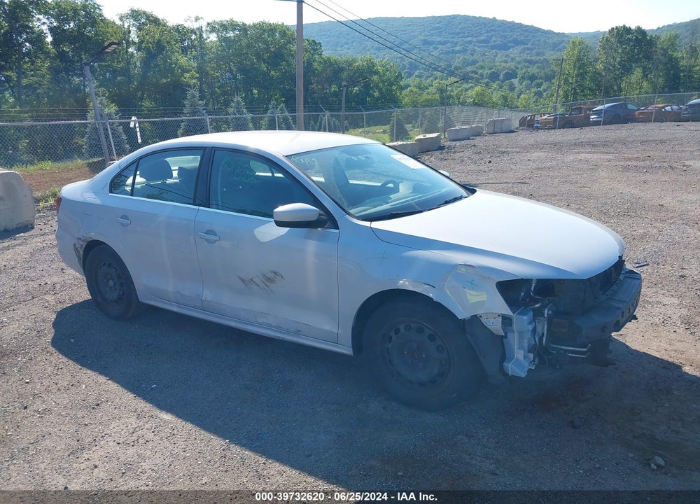 2017 VOLKSWAGEN JETTA 1.4T S VIN: 3VW2B7AJ1HM371693
