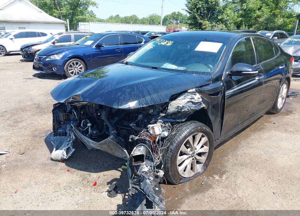 2016 KIA OPTIMA EX VIN: 5XXGU4L34GG085840
